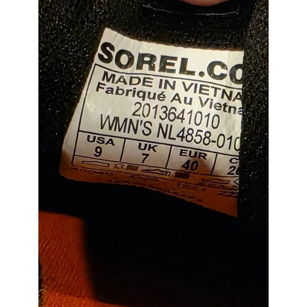 Sorel Kinetic Impact Sneakers‎ Women's Size 9 Black Beige Gorpcore Trail Shoes